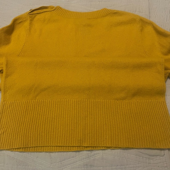 Sweater 100% cashmere. Good condition. Veryy nice and warming!!!! Mustard - Picture 6 of 13